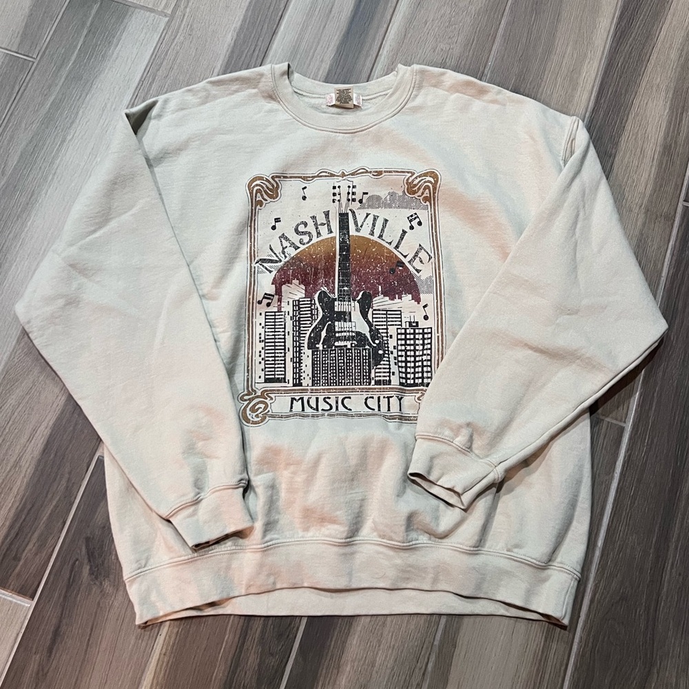 Altard State L/Xl sweatshirt tan colored